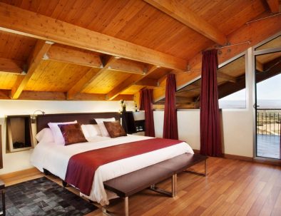 Bedroom with views at Eguren Ugarte hotel