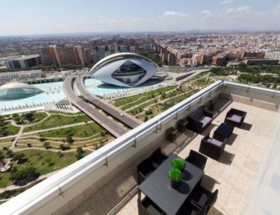 Terrace with views in Valencia